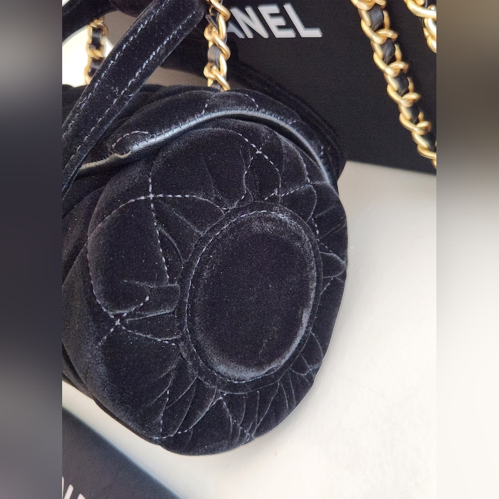 Chanel Gift with Purchase Black Velvet Quilted Handbag - Picture 11 of 17